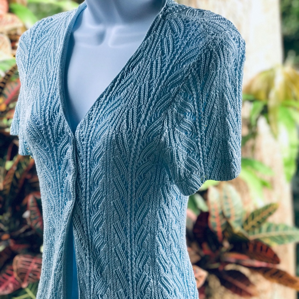 KNITS LANDING ,knitwear blue top , buttoned,L size